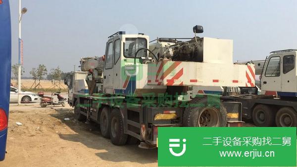 福建出售二手中聯(lián)25噸4節(jié)臂國三吊車