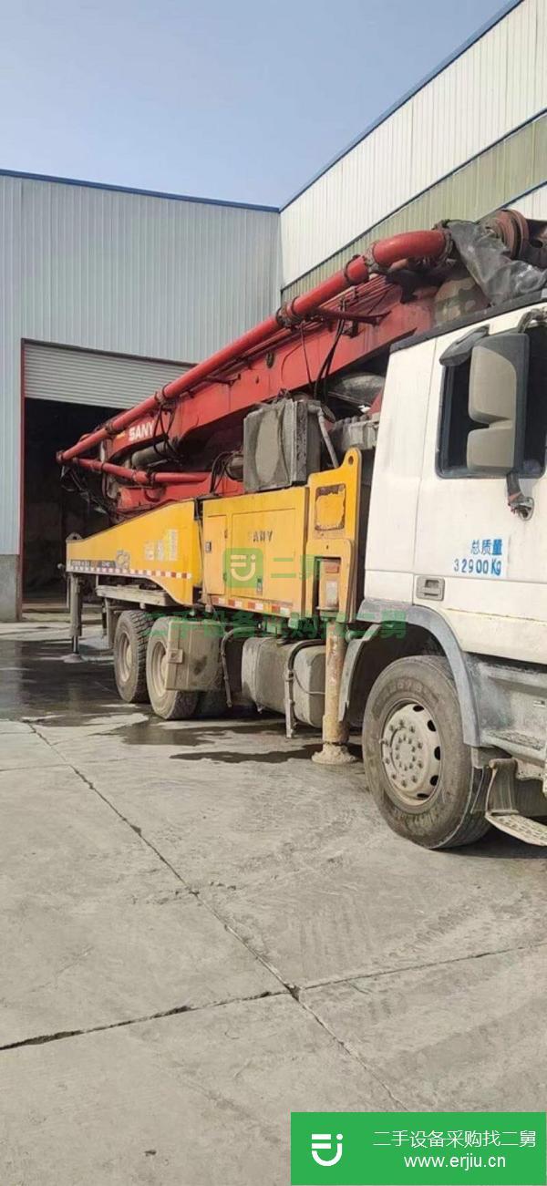湖南出售二手奔馳47米泵車剛下工地