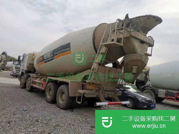安微出售二手豪沃國五20方攪拌罐車