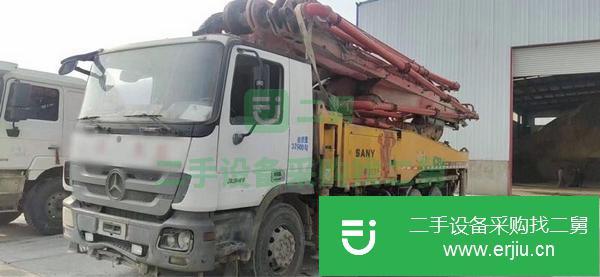 湖南出售二手奔馳47米泵車剛下工地