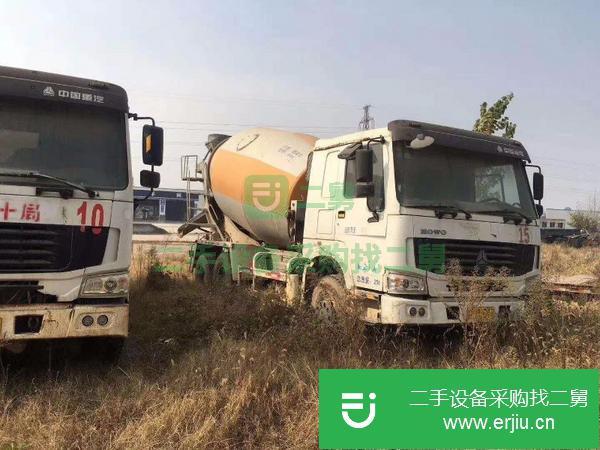 河南出售二手豪沃大12方攪拌車