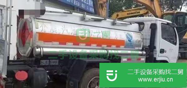 四川出售二手油罐車行駛一萬(wàn)公里