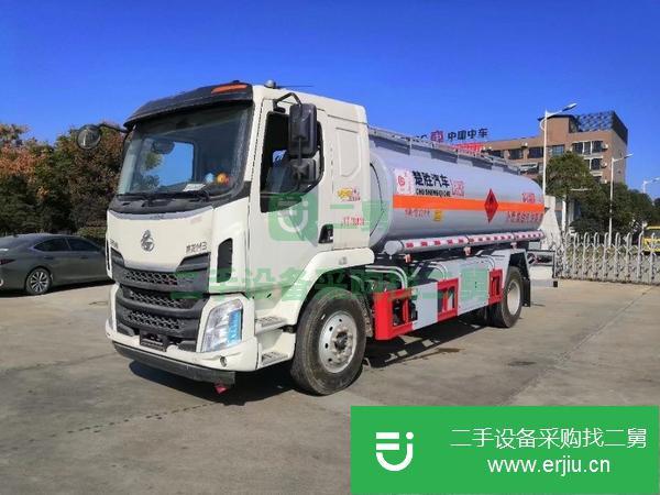 廣西出售二手2噸鋁合金油罐車手續(xù)齊全