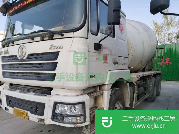 山東出售二手大12方德龍攪拌車，大保險有10個月