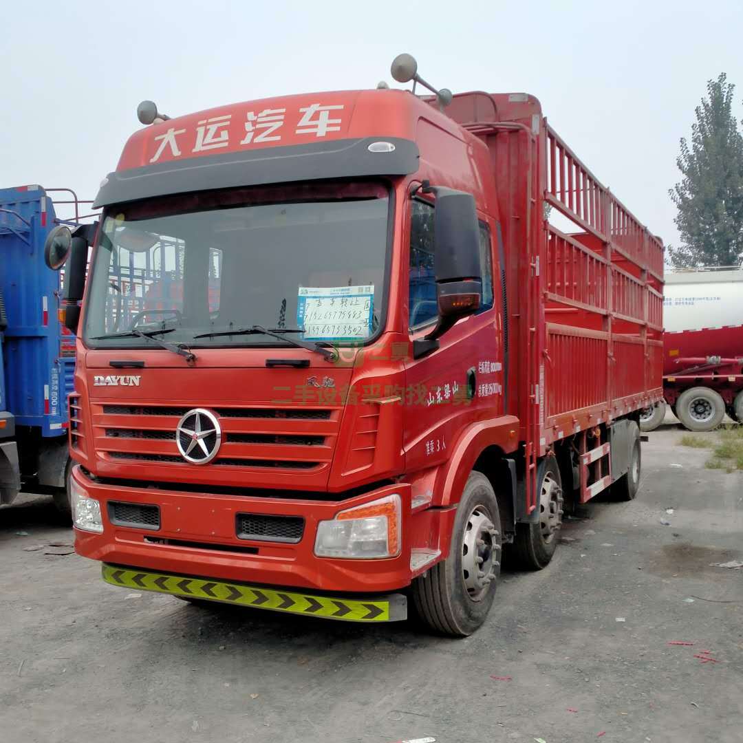 出售二手解放9.6米前四后四高欄貨車