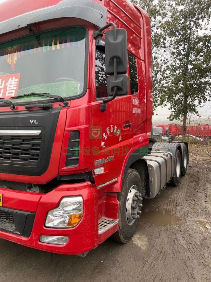 出售19年的東風(fēng)天龍VL450牽引車