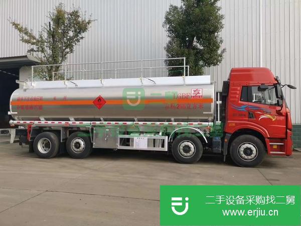 湖北出售二手解放20噸前四后八鋁合金油罐車