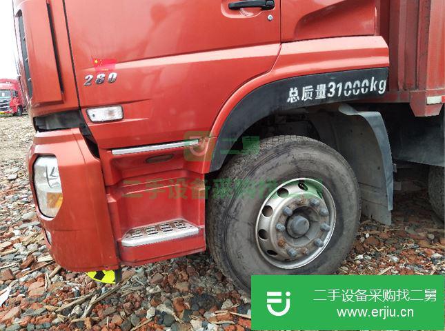 江西出售二手東風天龍箱式貨車