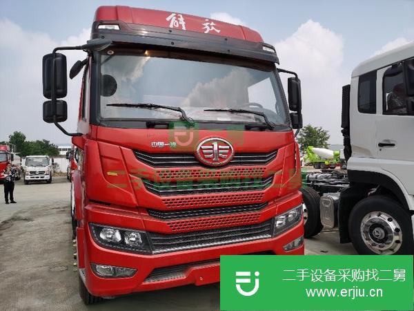 湖北出售二手解放悍V前四后八26方320馬力鋁合金運油車