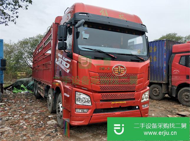 江西出售二手青島解放JH69.5米倉柵式載貨車