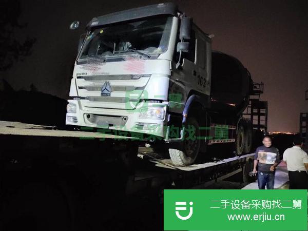 山東出售二手豪沃大十二方國五攪拌車