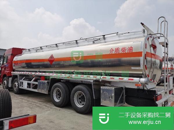 湖北出售二手解放悍V前四后八26方320馬力鋁合金運油車