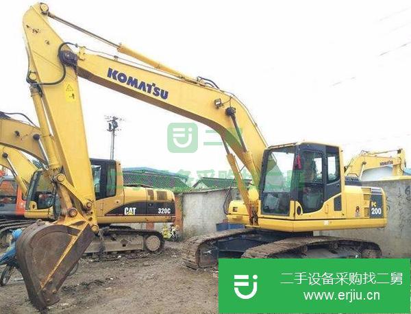 山東出售二手小松120挖掘機,手續齊全