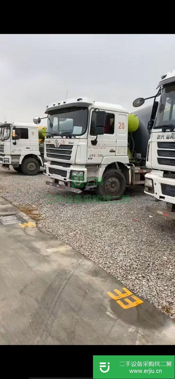 山東出售17年豪沃攪拌車，大12方，精品車況，手續齊全，包提檔過戶！