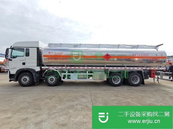 山東出售二手重汽豪沃25噸油罐車手續(xù)齊全