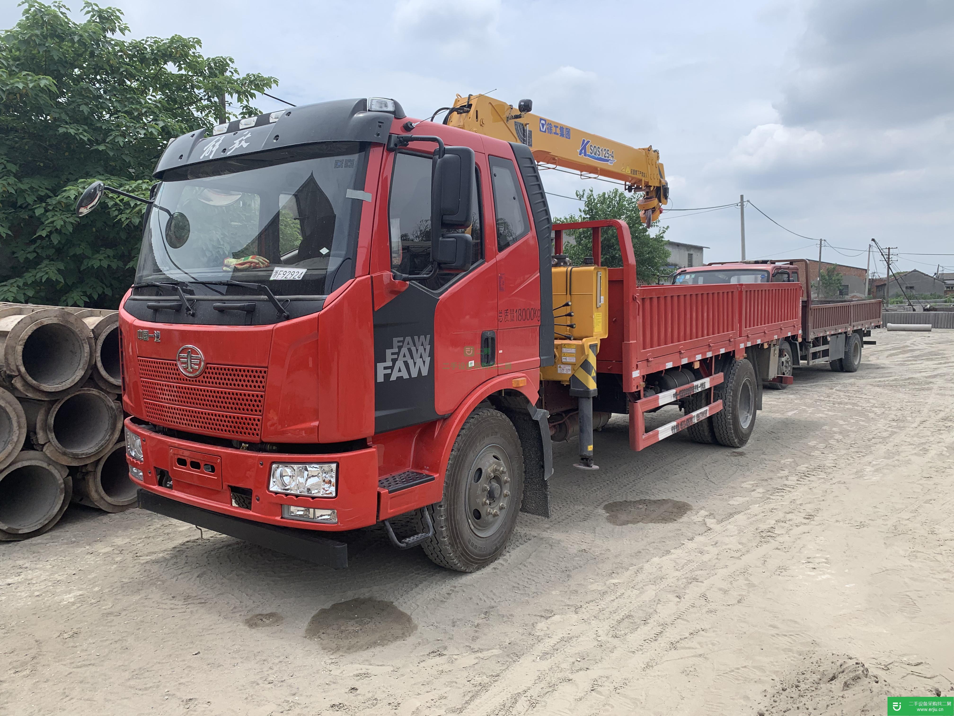 浙江出售二手一汽解放隨車(chē)吊180馬力