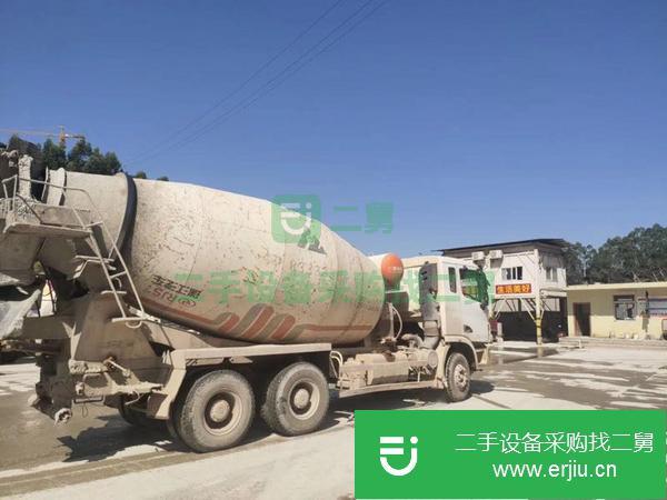 廣東出售二手聯合重卡燒油十四方攪拌車