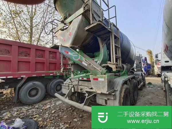 四川出售二手16年德龍輕量化大10方攪拌車，中聯上裝