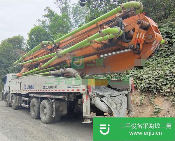 湖南出售二手中聯四橋叉腿52米泵車車況精品，手續齊全