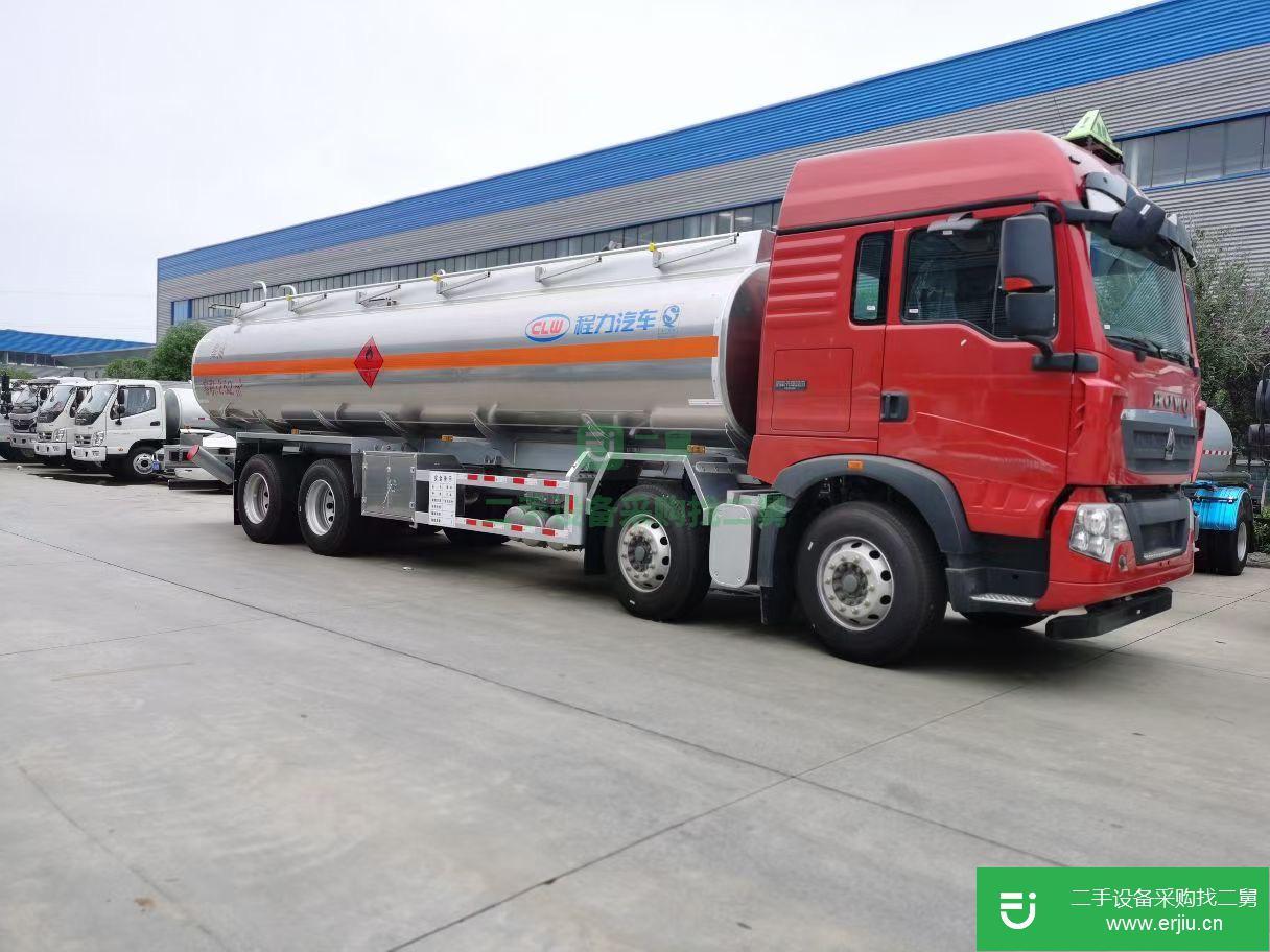 湖北出售二手重汽豪沃430馬力油罐車