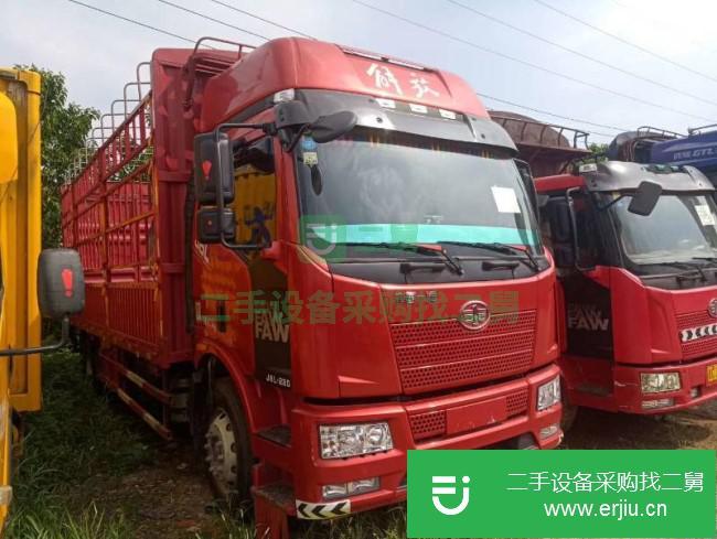 江西出售二手一汽解放單橋6.8米高欄貨車