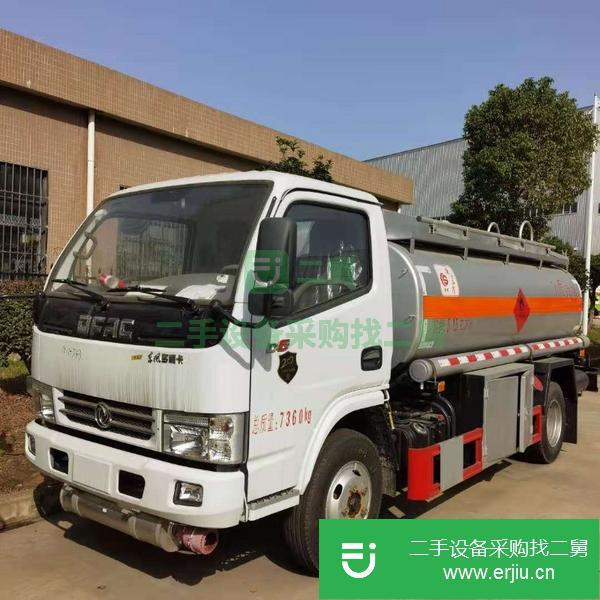 廣東出售二手東風多利卡5噸油罐車