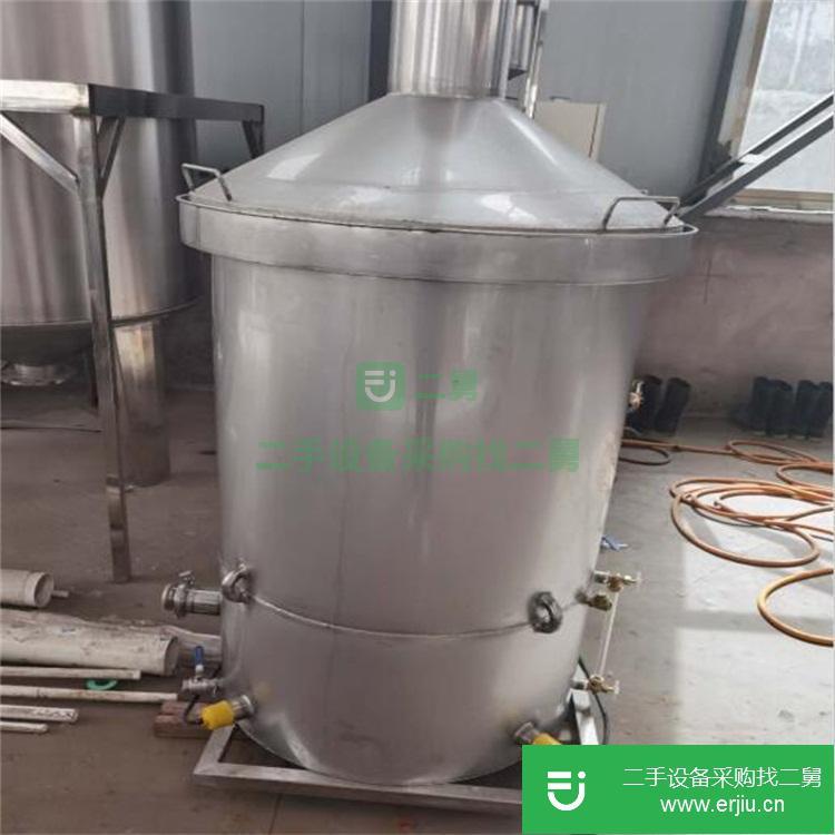 山東出售二手立式不銹鋼儲(chǔ)罐