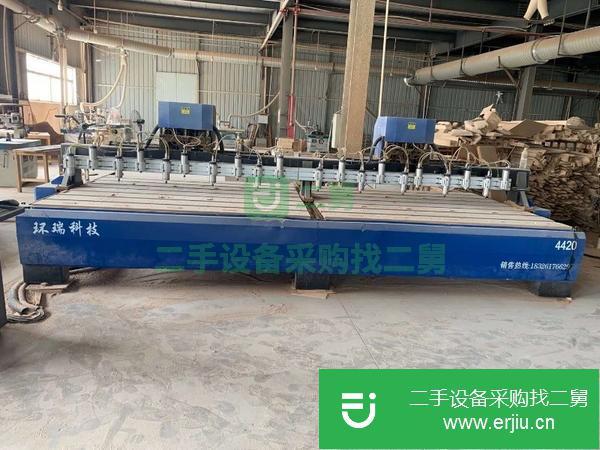 重慶出售二手4420大臺(tái)面浮雕機(jī)