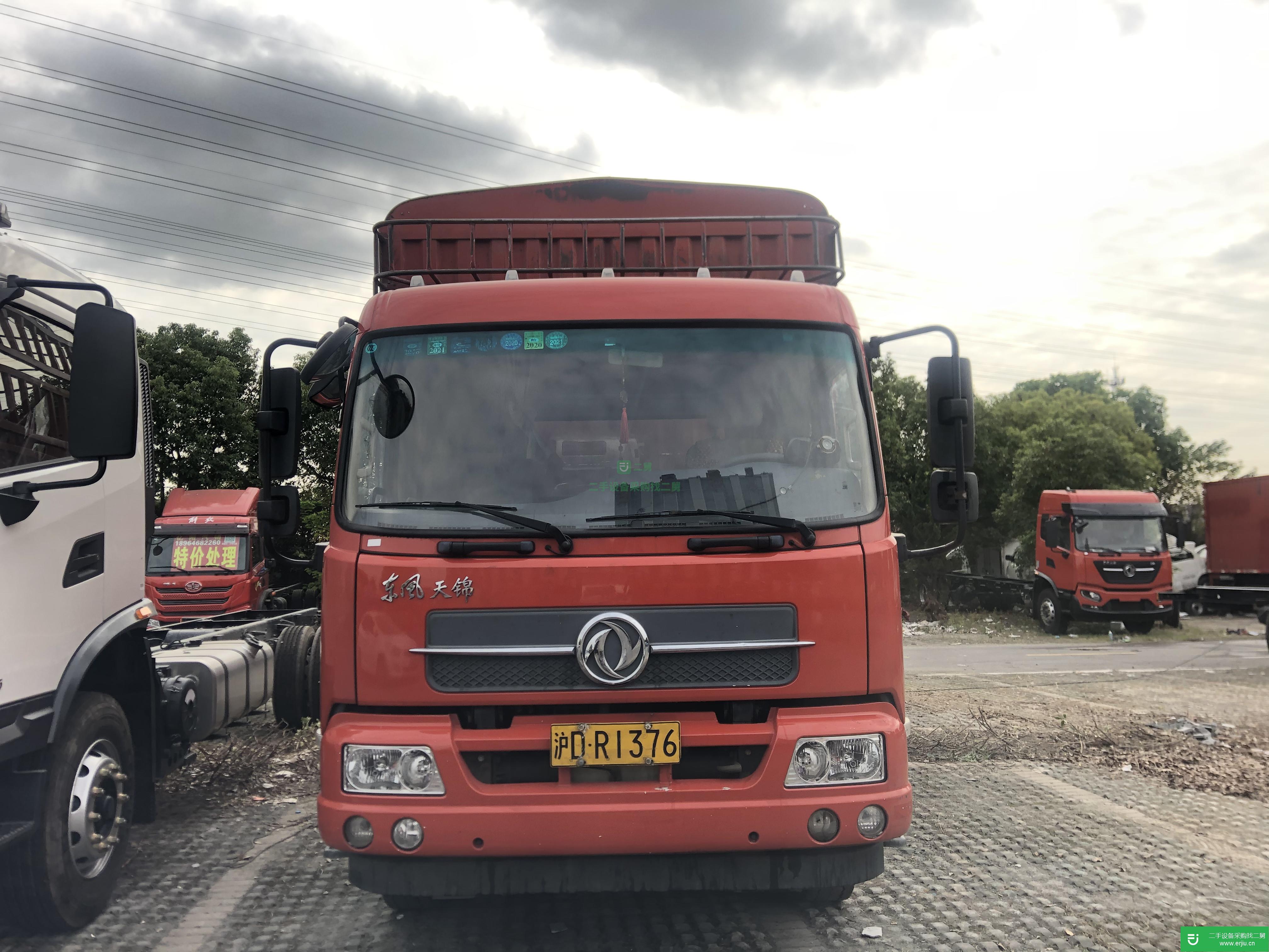 上海出售二手東風(fēng)160馬力貨車