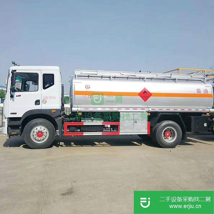 山東出售二手東風5噸油罐車
