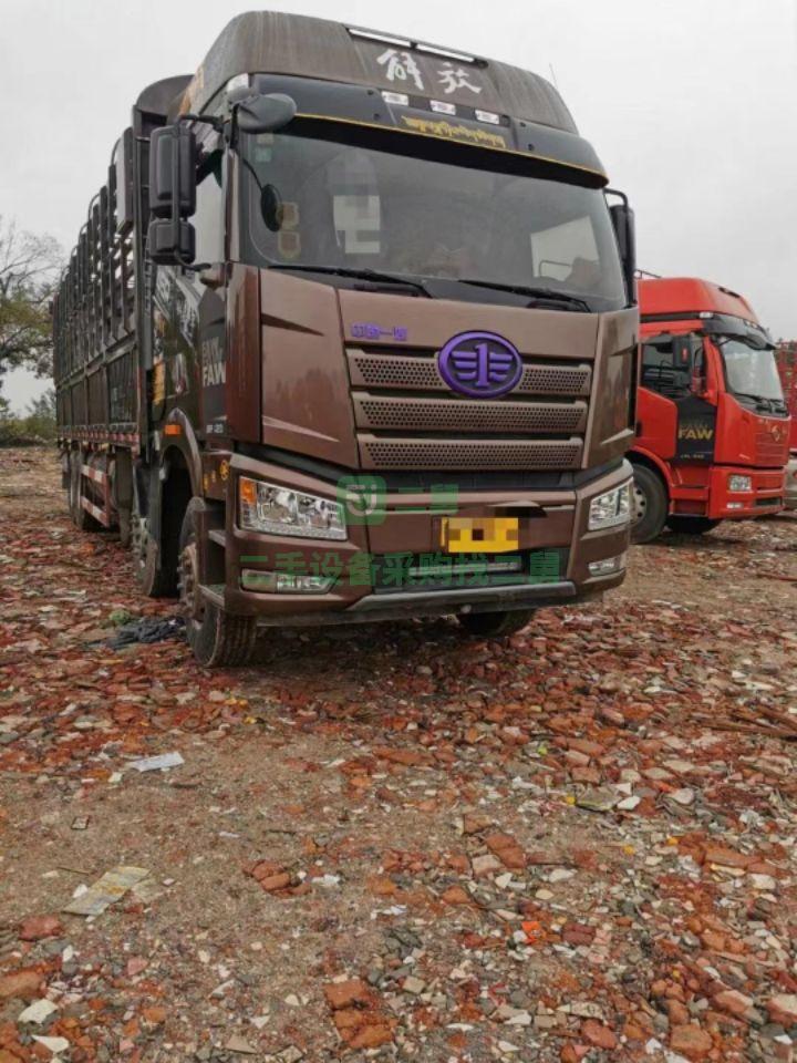 出售二手18年的九成新以上的解放J6P貨車