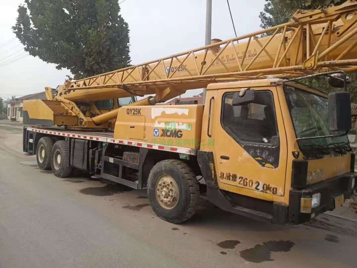 出售一臺10年徐工20G吊車，手續齊全，協議過戶
