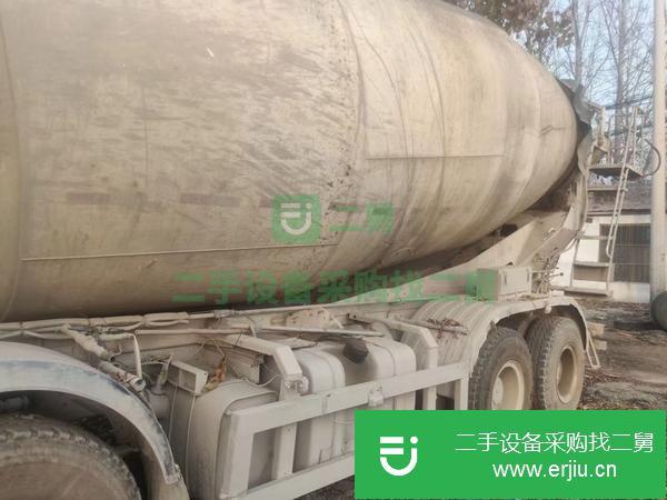 安徽出售二手豪沃攪拌車，國四排放，大18拉20方