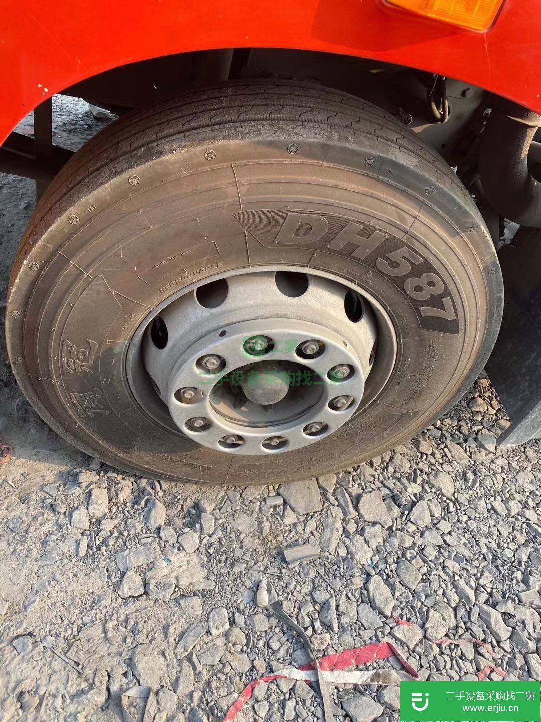 山東出售二手一汽解放350馬力牽引車