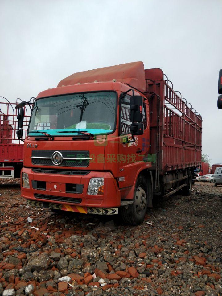 出售17年的八成新的東風天錦運輸車