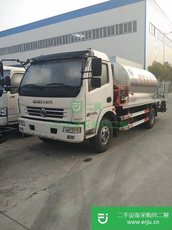 湖北出售二手東風多利卡5噸瀝青灑布車