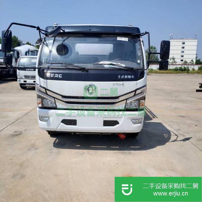 湖北出售二手東風多利卡8噸油罐車