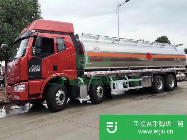 重慶出售二手解放前四后八油罐車包上牌