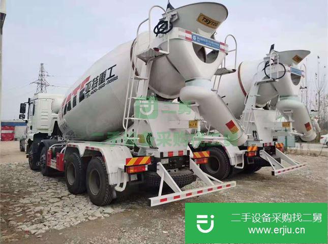 山東出售二手德龍M3000輕量化攪拌車
