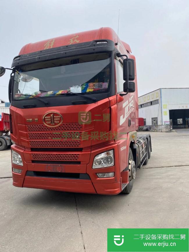 云南出售二手一汽解放500馬力牽引車
