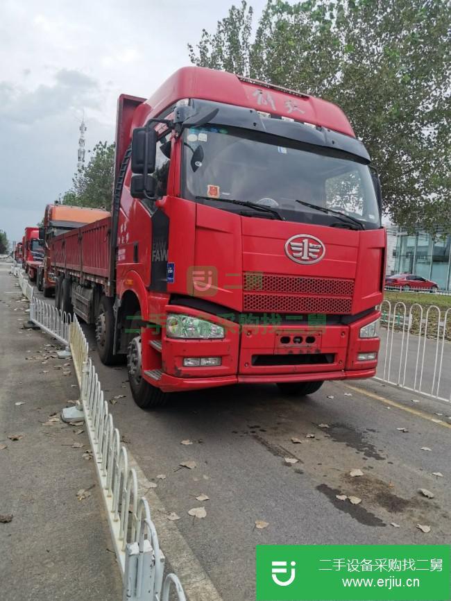 安徽出售二手一汽解放半掛車6缸310奧威