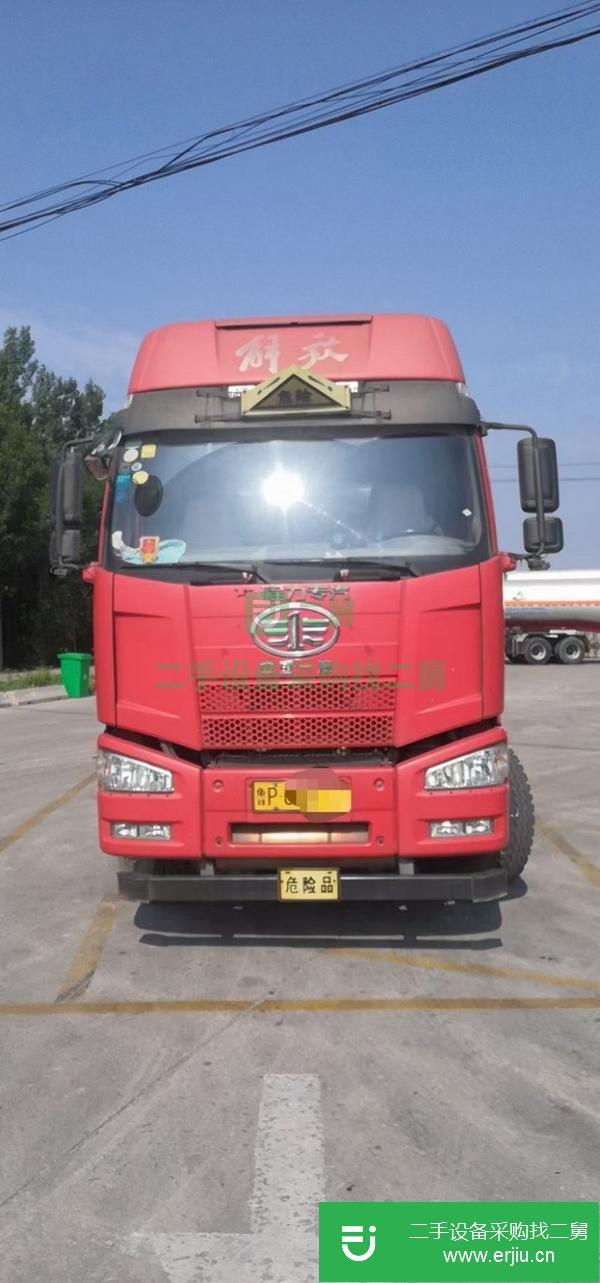 山東出售二手解放前四后八油罐車280馬力