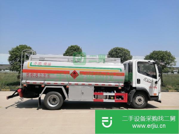 山東出售二手8噸油罐車