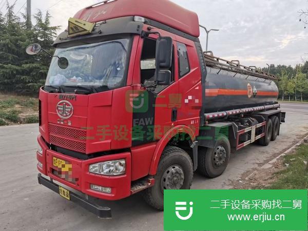 山東出售二手解放前四后八油罐車280馬力