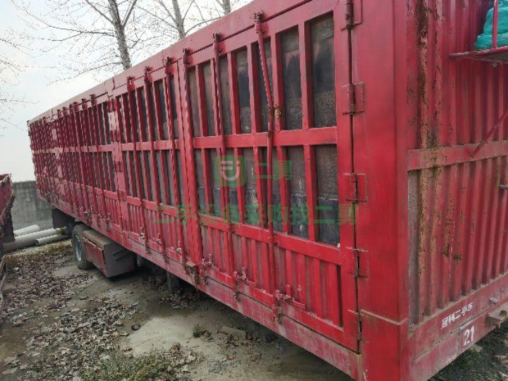 出售18年八成新左右的13米高欄側翻半掛車
