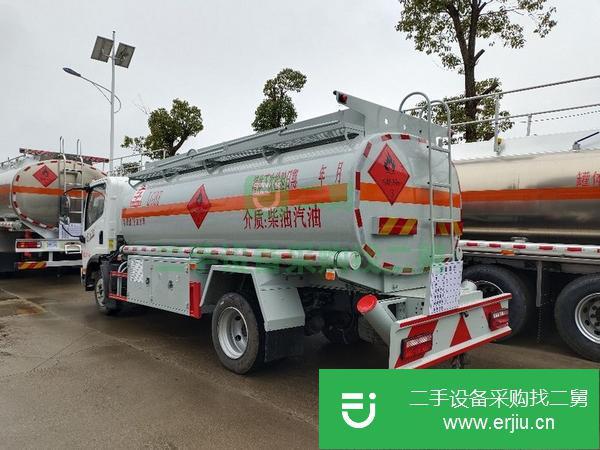 廣西出售二手解放9噸油罐車大柴150馬力發(fā)動(dòng)機(jī)