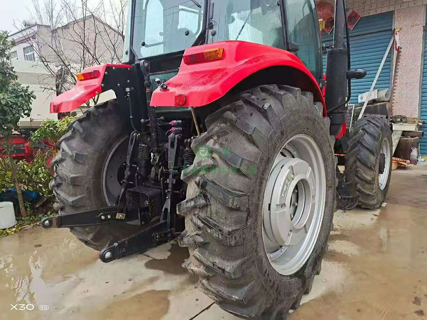 出售一臺東方紅LX1804拖拉機 價格不高