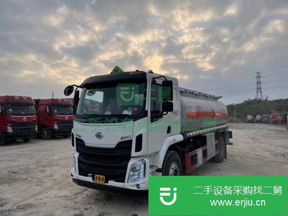廣西出售二手東風(fēng)柳汽乘龍14.7方玉柴200馬力發(fā)動機(jī)油罐車