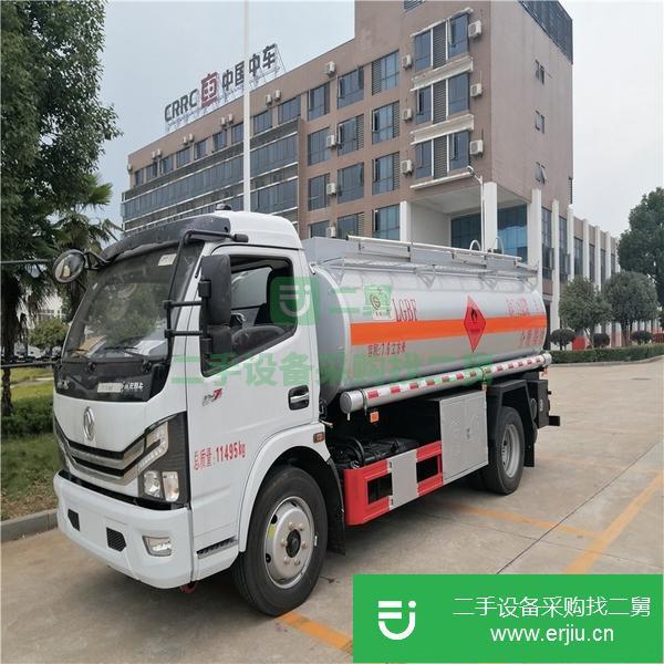 天津出售二手東風多利卡8噸油罐車可以分期