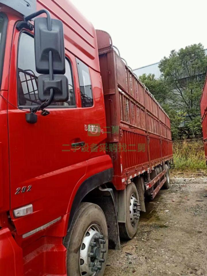 出售19年的東風(fēng)天龍前四后四雷諾機(jī)，292馬力貨車
